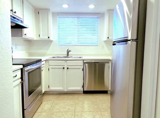 3027 E Grandview Rd #D, Phoenix, AZ 85032