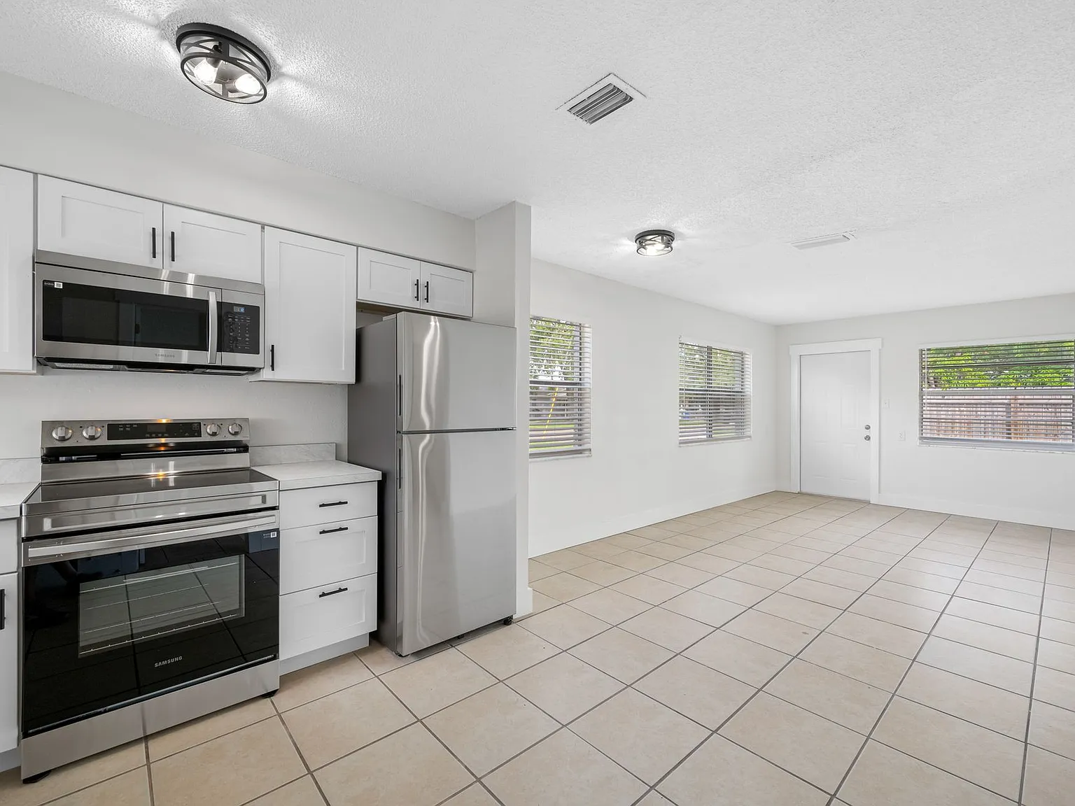 Villas off 4th — Photo 1