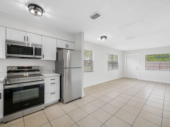 Villas off 4th, 500 89th Ave N #520-2, Saint Petersburg, FL 33702
