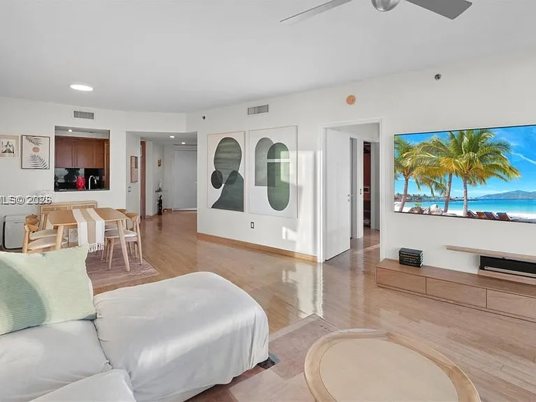450 Alton Rd #2810 — Photo 4