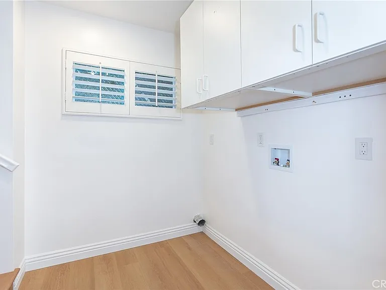 16973 Strawberry Dr — Photo 29