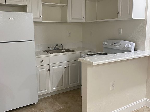 2nd image of 116 S Coates St #15