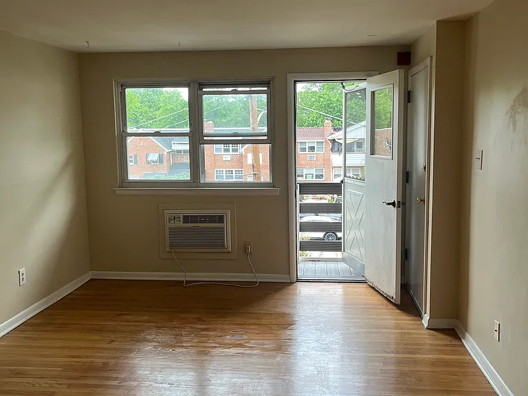 5445 Houghton Pl #3 — Photo 8