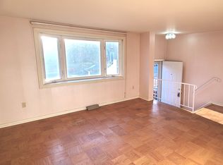 934 Regina Dr, Baltimore, MD 21227