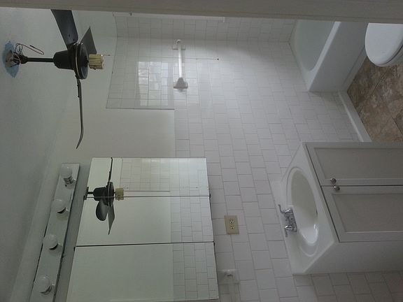 5th image of 543 Monticello Ct