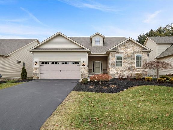 2nd image of 50 Barnstone Ln #16