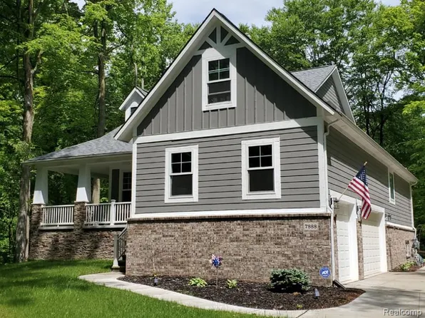 0 Vl N, Howell, MI 48855