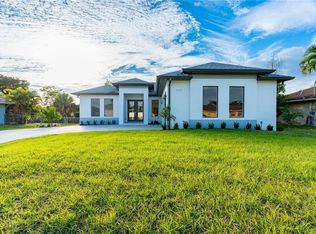 1833 Desoto Blvd N, Naples, FL 34120