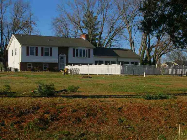 264 Greenhaven Dr, Elkton, MD 21921