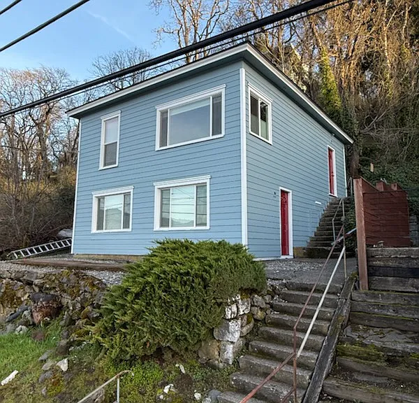 217 Sherman Ave #B — Photo 2