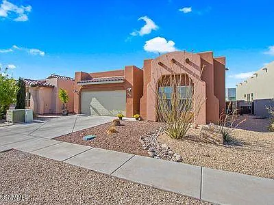 4 bed, 1769 sqft, $2,600 — Photo 2