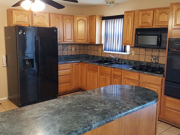 2nd image of 10619 Foxlair Dr