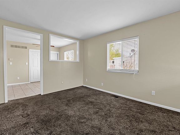 5th image of 11289 Hupp Ave