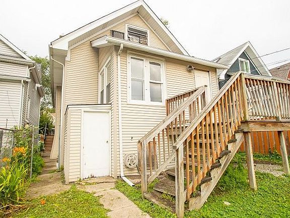 3rd image of 830 S Taylor Ave