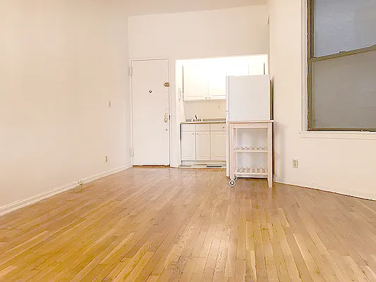 Rented by AJ Clarke | media 13