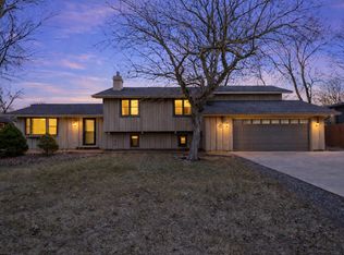 1268 Mayer St, Menasha, WI 54952