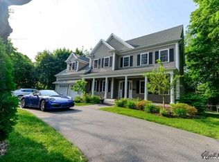 2627 Massachusetts Ave, Lexington, MA 02421