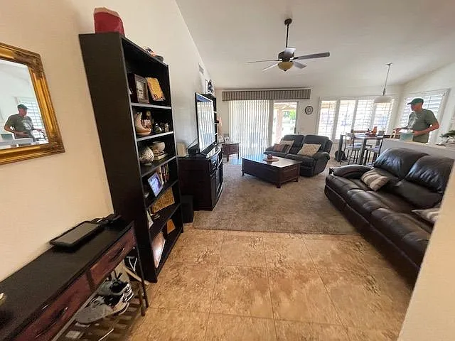 2 bed, 2.0 bath, 1083 sqft, $2,900 — Photo 3