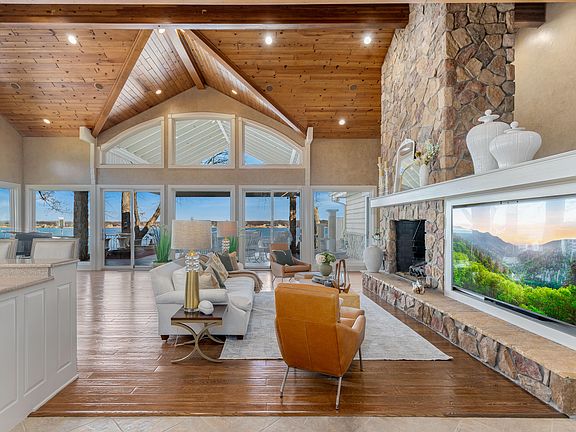 3rd image of 29990 S 567th Rd