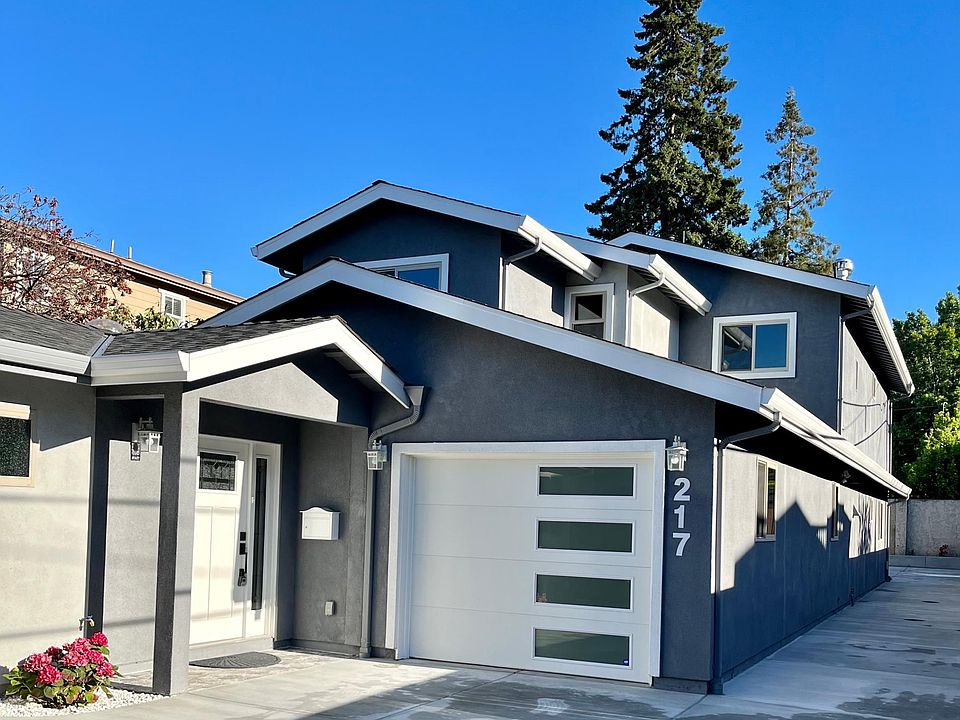 1st image of 217 Fairchild Dr