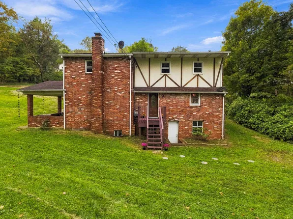 157 Wallace Dr, Monroeville, PA 15146