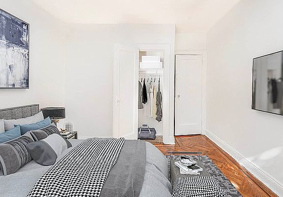 5th image of 21-10 30th Ave #3