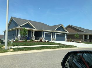 2371 Brandwood Rd SW, Rochester, MN 55902