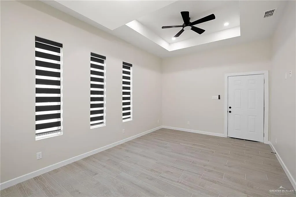 2 bed, 2.0 bath, 1040 sqft, $1,150 — Photo 3