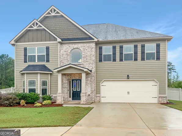 210 Brookview Dr, Newnan, GA 30265