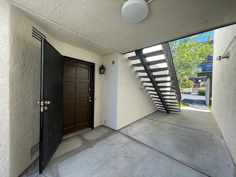 21117 Gary Dr #119 — Photo 31
