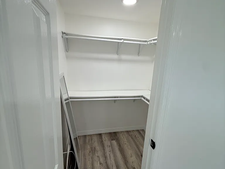 978 Bay Dr — Photo 13
