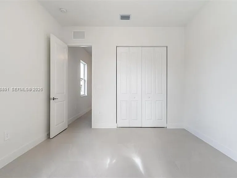 4480 SW 122nd Ter — Photo 7