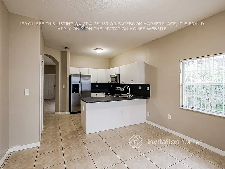 18051 SW 144th Ct — Photo 6