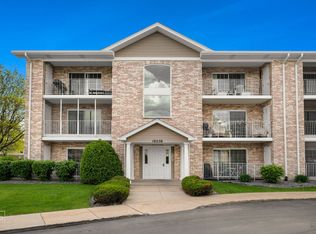 16036 Crystal Creek Dr APT 2A, Orland Park, IL 60462