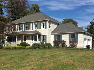 20 Oak Ridge Dr, Belle Mead, NJ 08502