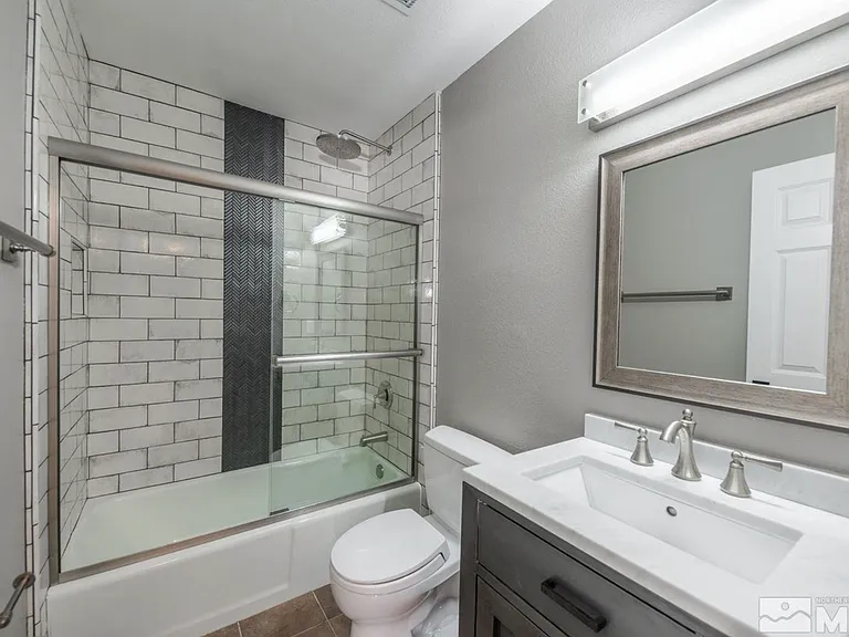 430 Angela Pl — Photo 20