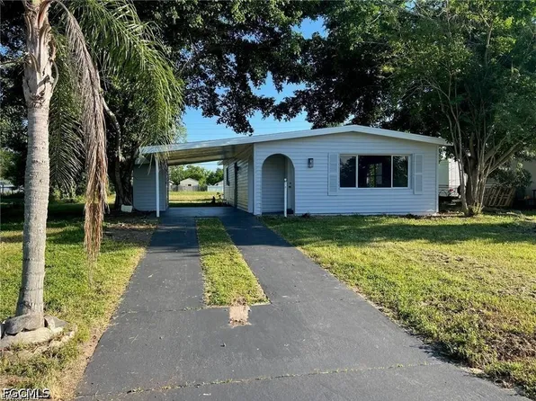 1109 Gifford Ave N, Lehigh Acres, FL 33936