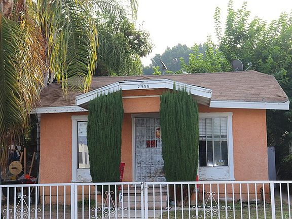 3rd image of 7902 Comstock Ave