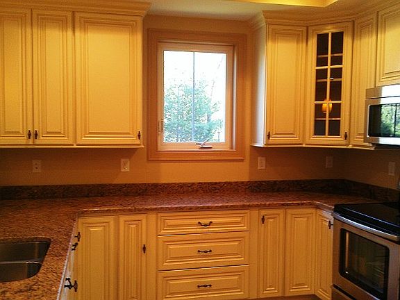 3rd image of 2307 Juniper Cir