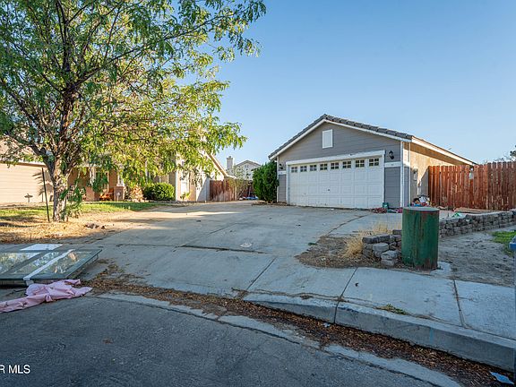 2nd image of 3010 Christina St