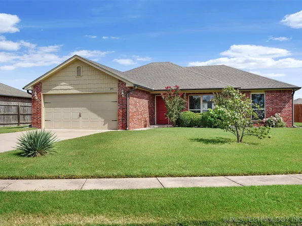 205 Keystone Ave, Kiefer, OK 74041