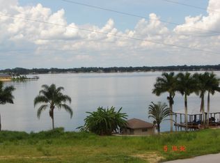 512 Lake Clay Dr S, Lake Placid, FL 33852
