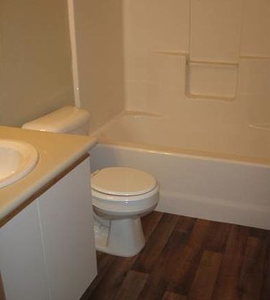 5th image of 1530 Cooley St APT 10