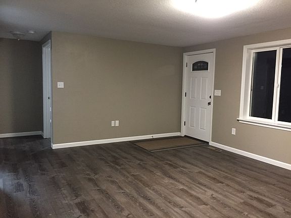 2nd image of 5212 Lucinda Dr