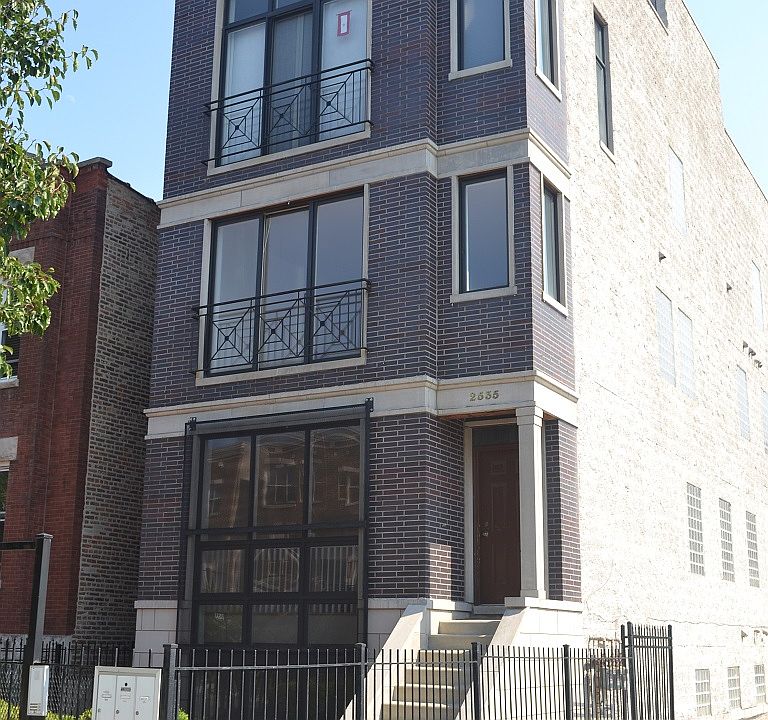 1st image of 2535 W Flournoy St #2