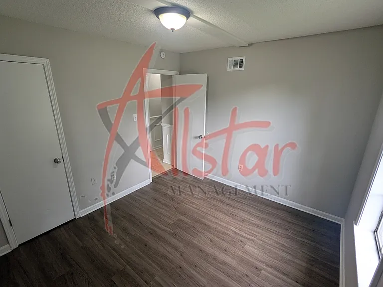 6255 Tulane Rd — Photo 5