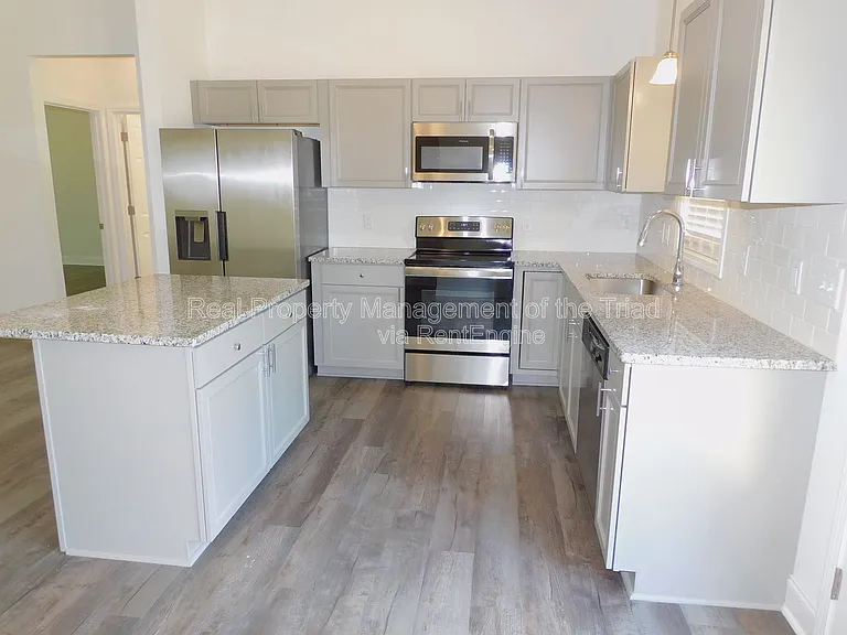 3773 Hinshaw Country Rd — Photo 6