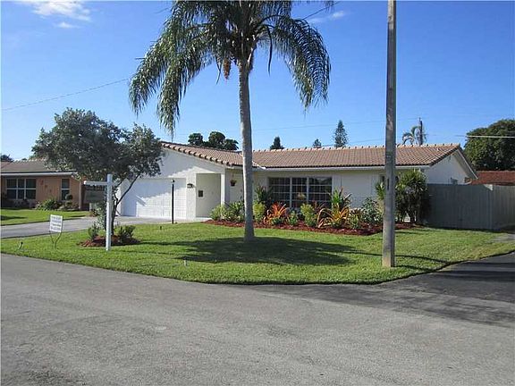 2nd image of 3800 NW 78th Ln
