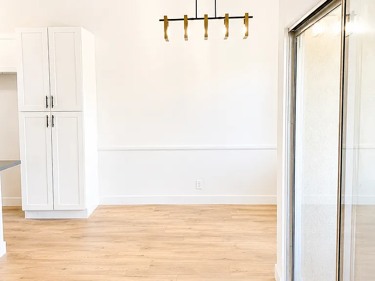 4540 Hazeltine Ave #14 — Photo 8