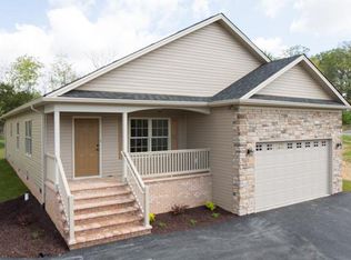 1182 Landon Dr, Harrisonburg, VA 22801